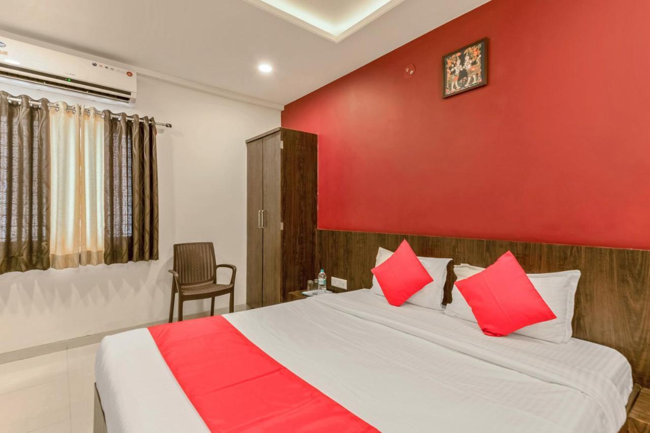 Oyo Flagship 19196 Shree Sai Niladri Residency เชอร์ดี ภายนอก รูปภาพ