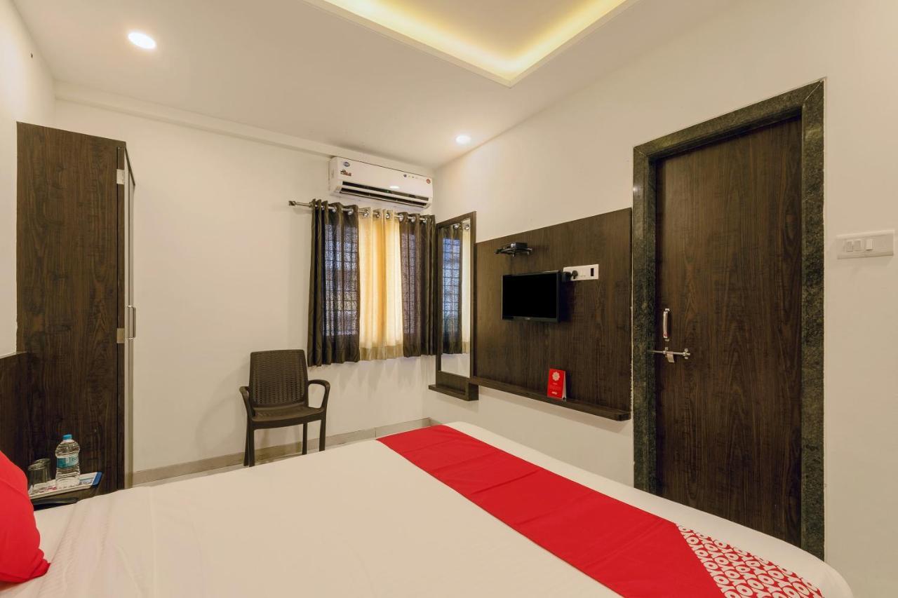 Oyo Flagship 19196 Shree Sai Niladri Residency เชอร์ดี ภายนอก รูปภาพ